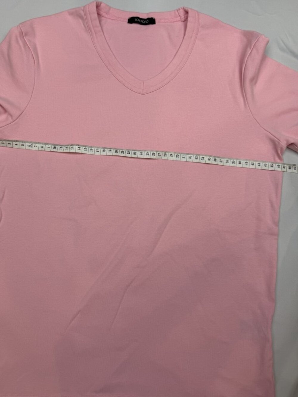 TOM FORD Pink V-Neck Short Sleeve Unisex T-Shirt - Cotton Blend - Logo - Size M - Picture 12 of 13